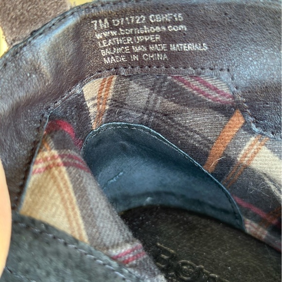 Born Side Zip Ankle Booties Gray Size 7 EUC - Picture 7 of 7